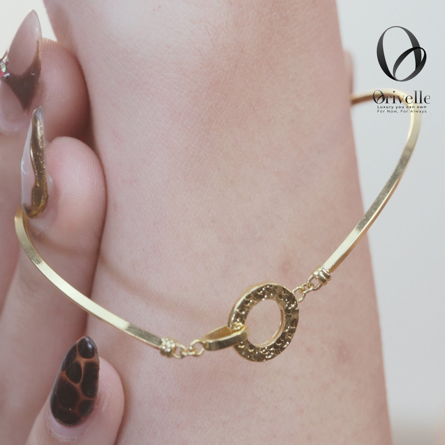Orivelle 18K Real Gold Circle Textured Bangle – 3.6g | Pawnable, Hypoallergenic, Fade-Free, Lightweight Investment Fine Jewelry